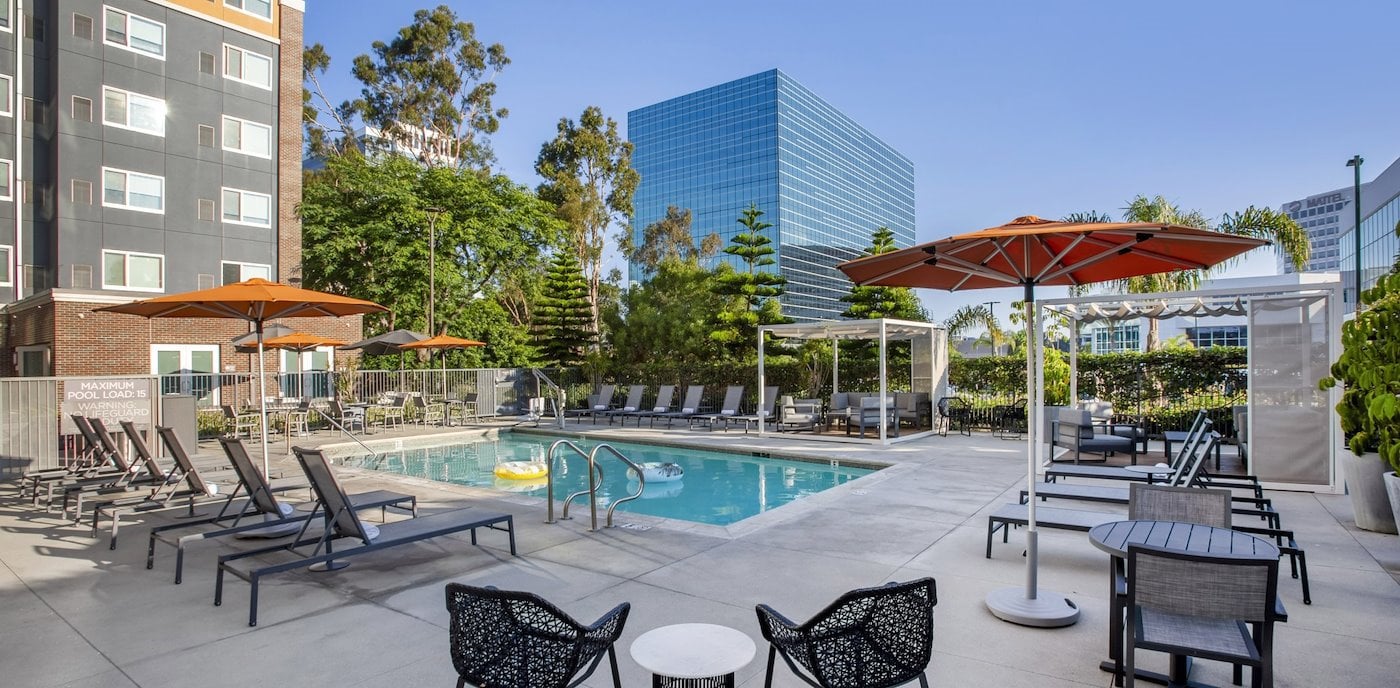 El Segundo Hotels | Cambria Hotel LAX